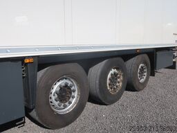 Schmitz Cargobull SKO 24 Bi- / Multitemp Vector 1950 mt  Doppelstock