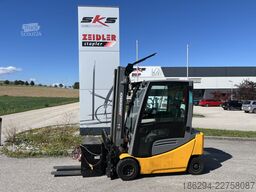 Jungheinrich EFG320