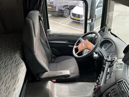 DAF CF 290 FA SC / 18 Ton / 598 dkm / Box / Loadlif...