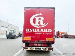Kel-Berg 4 axle Curtainsider / Planenauflieger