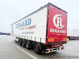 Kel-Berg 4 axle Curtainsider / Planenauflieger