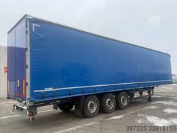 Kel-Berg 3 axle Curtainsider / Planenauflieger