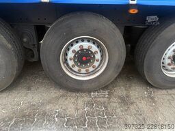 Kel-Berg 3 axle Curtainsider / Planenauflieger