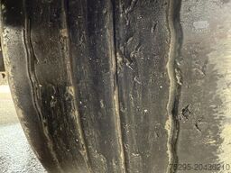 SCHWARZMÜLLER 3 Achs halbrund Mulde Lift ALCOA Podest Plane