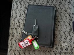 VW 2.5 TDI 300 AC 1st owner 130PK NAP 5 Cilinder T...