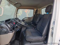 Nissan Cabstar 35.13 NT400 Multitel MX210