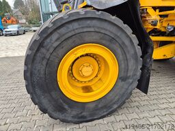 Volvo L180 E / 4WD / 1 OWNER / WOOD LOG