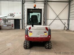 Takeuchi TB 235