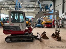 Takeuchi TB 235