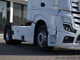 Mercedes-Benz ACTROS L 1848 / GIGA SPACE / 9300