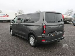 Ford Transit Custom L2H1 8-Sitzer
