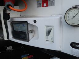 Schmitz Cargobull SKO 24 Doppelstock 2.700 mm Carrier Vector HE19