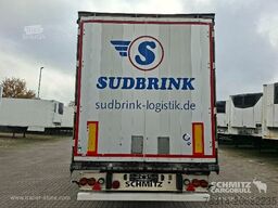 Schmitz Cargobull Curtainsider Standard Getränke
