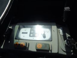 KOMATSU PC16R Powertilt + GL