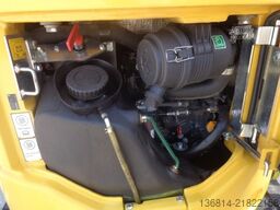 KOMATSU PC16R Powertilt + GL