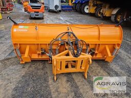 ZAGRODA SCHNEESCHILD 2,5 M