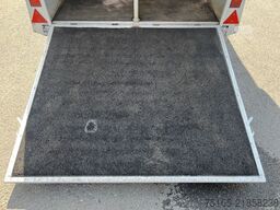 HUMBAUR HP 2000 Pferdeanhänger