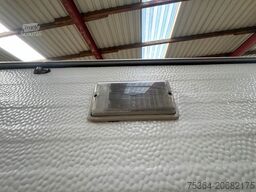 KNAUS Südwind 440 Etagenbett + Festbett + Vorzelt