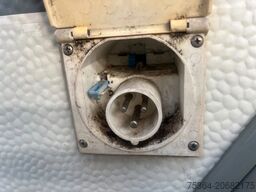 KNAUS Südwind 440 Etagenbett + Festbett + Vorzelt