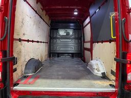 VOLKSWAGEN CRAFTER KASTENWAGEN*ALLRAD*2017*EURO6*TÜV*1HAND*