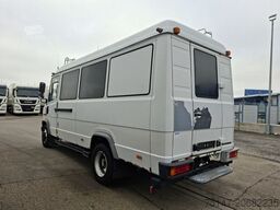 MERCEDES-BENZ 814 D Vario 10 Sitzer Mannschaftswagen Polizei