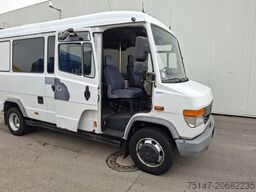 MERCEDES-BENZ 814 D Vario 10 Sitzer Mannschaftswagen Polizei