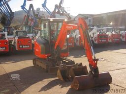 Kubota KX027-4