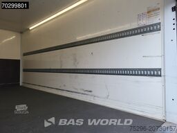 Mitsubishi 7C18 4X2 8tonner Automatic 1000kg Ladebordwand ...