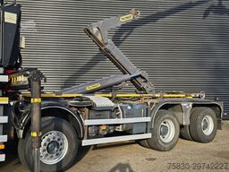 Volvo FM 460 8x6 / PALFINGER EPSILON / HOOKLIFT