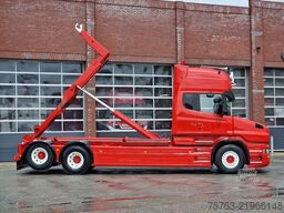 Scania T520 V8 6x2 - AJK Hooklift - New BUFFL interior...
