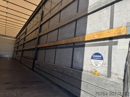 SCHMITZ SCHIEBEGARDINE CURTAINSIDER SCS 24