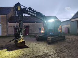Volvo ECR145EL with Steelwrist rototilt and 2 buckets