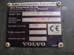 Volvo ECR145EL with Steelwrist rototilt and 2 buckets