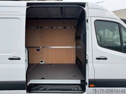 MERCEDES-BENZ Sprinter 317 CDI Extralang AHK Klima Kamera