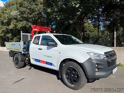 ISUZU D-Max Space Cab L AT BIG-MAX L2 Kipper und Kran
