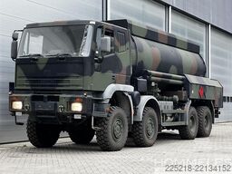 Autocisterna Iveco 340E42 8x8