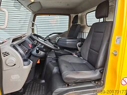 Palfinger P260B Nissan Cabstar 35.12 NT400