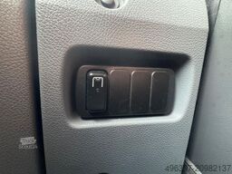 MERCEDES-BENZ Pritsche Plane  6-Zyl. 4x2 1524  4x2  OM 906 LA