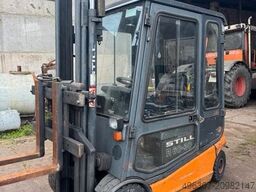 STILL R60-30 Stapler