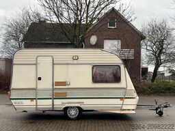 CHATEAU Chiara 380 mit Vorzelt Bettumbau Sitzgruppe