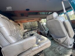 CHEVROLET Chevy Van 5.7 V8 Starcraft Low Top Double Cabin