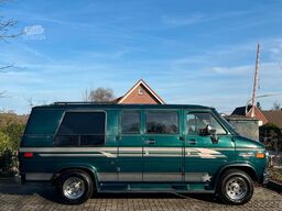 CHEVROLET Chevy Van 5.7 V8 Starcraft Low Top Double Cabin