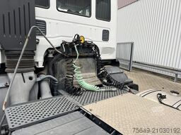 Iveco-Magirus Stralis AD440S42T/P 4x2 Stralis AD440X42T/P 4x2, Ex- Army