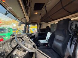 Mercedes-Benz Actros 2545 Kran HIAB 144 Retarder Lift-Lenkachse 6x2