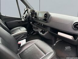 MERCEDES-BENZ Sprinter 215 CDI *DoKa*Klima*AHK*Leder*MBUX*