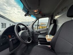 Mercedes-Benz 516 CDI 4x4 Kühlkoffer/HB / Swiss-Vehicle