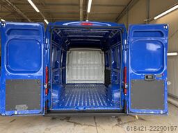 PEUGEOT Boxer Kasten Hochraum 333 L2H2 BlueHDi 140 Stop&