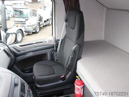 DAF XF 480 + retarder + EURO 6 + adr