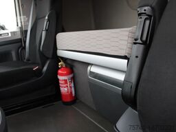 DAF XF 480 + retarder + EURO 6 + adr