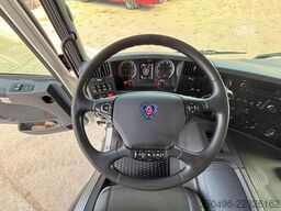 Scania P 370 6x2*4 RETARDER / BOX L=8451 mm